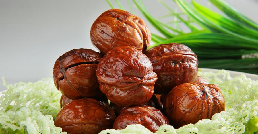 卤味脆皮核桃,麻辣卤核桃配方及详细做法