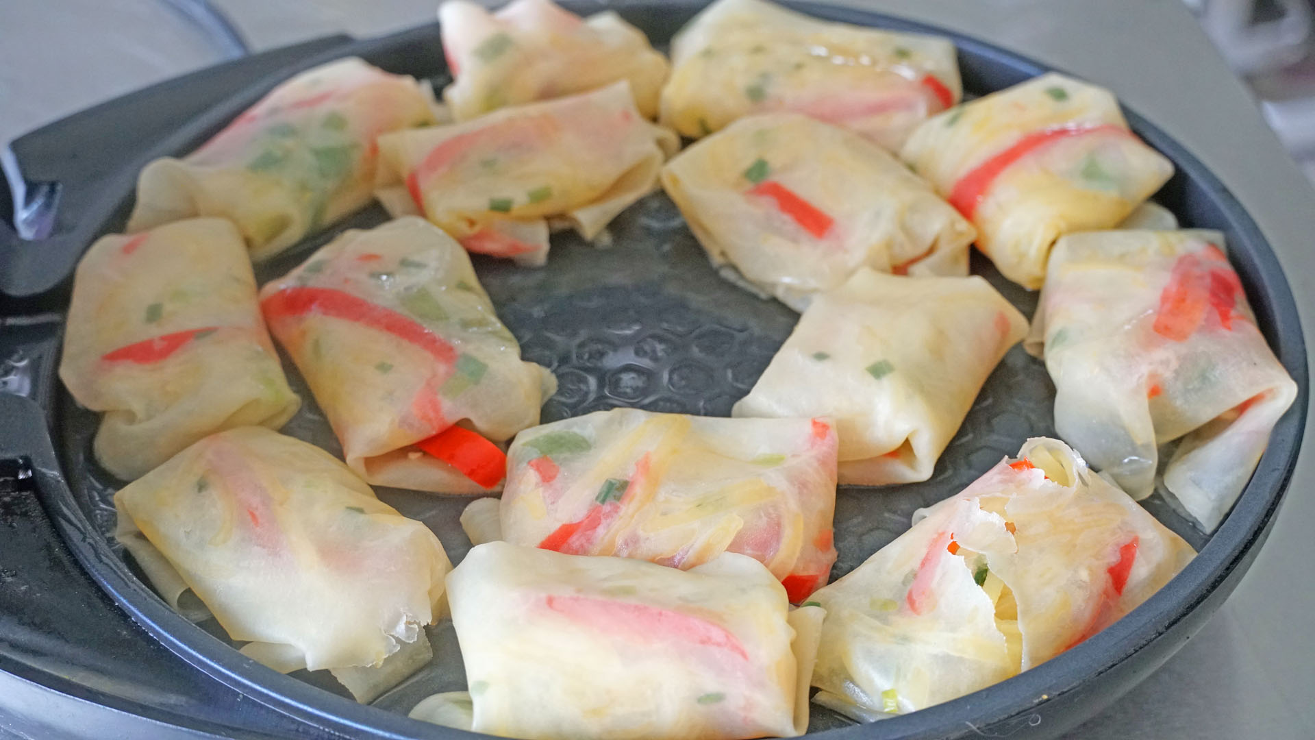 家里用的多功能电饼铛,家里有电饼铛还用买烤箱吗