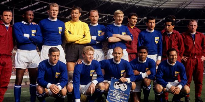 苏联黑蜘蛛,前苏联门将雅辛简介