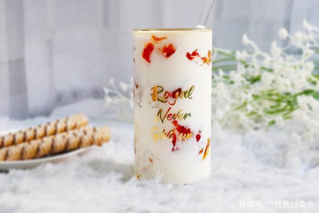 这些自制夏季饮品帮你清爽过夏天 (炎炎夏日教你如何自制清凉饮品)