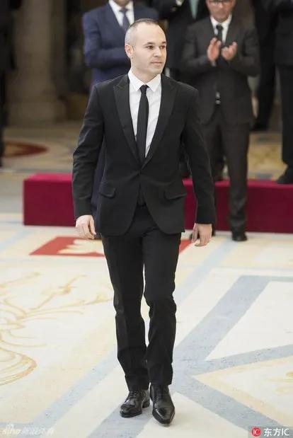 足球世界的伟大故事之中场篇——伊涅斯塔