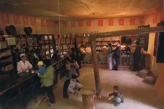 广西梧州1997年身份证,身份证是1999年的照片