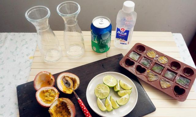 可以和蜂蜜拌着吃的水果,什么水果柠檬蜂蜜最刮油