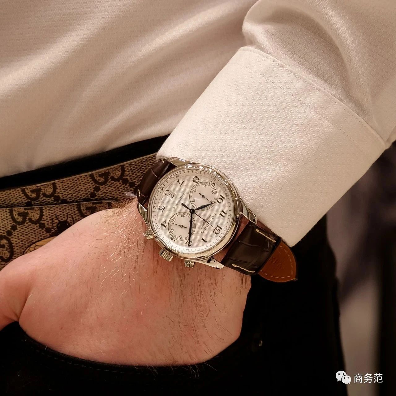 男士2万预算的表,男人36岁预算6万买什么表最合适