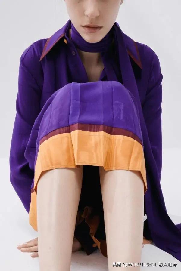 鍜枃鍤煎瓧琛ｆ湇,鍜枃鍤煎瓧2004