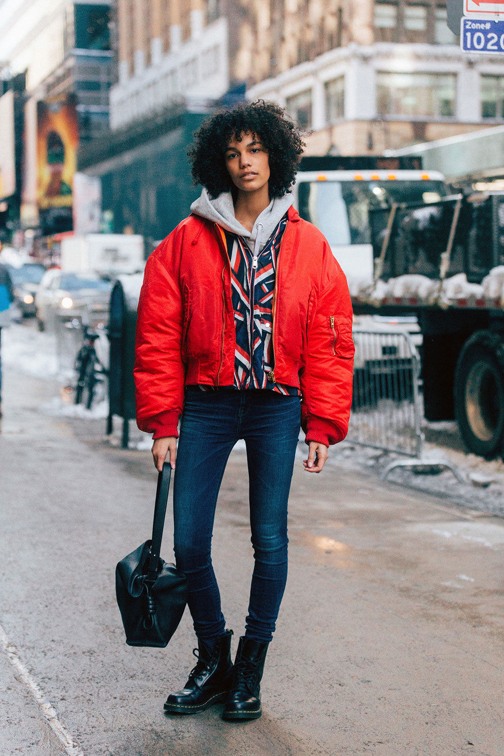 今年夏天爆款马丁靴,马丁靴今夏流行