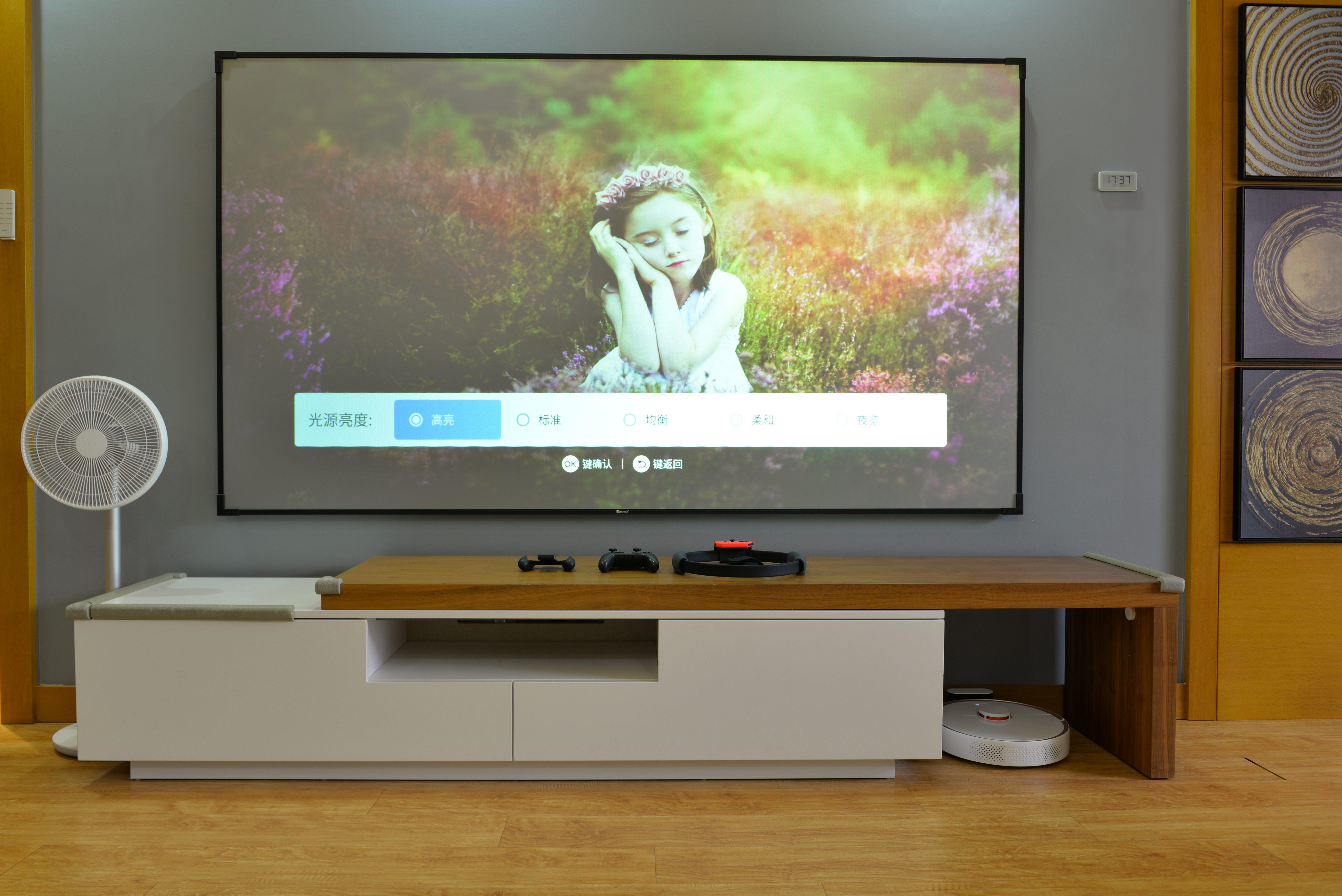 客厅要装投影怎么布线,小客厅投影方案