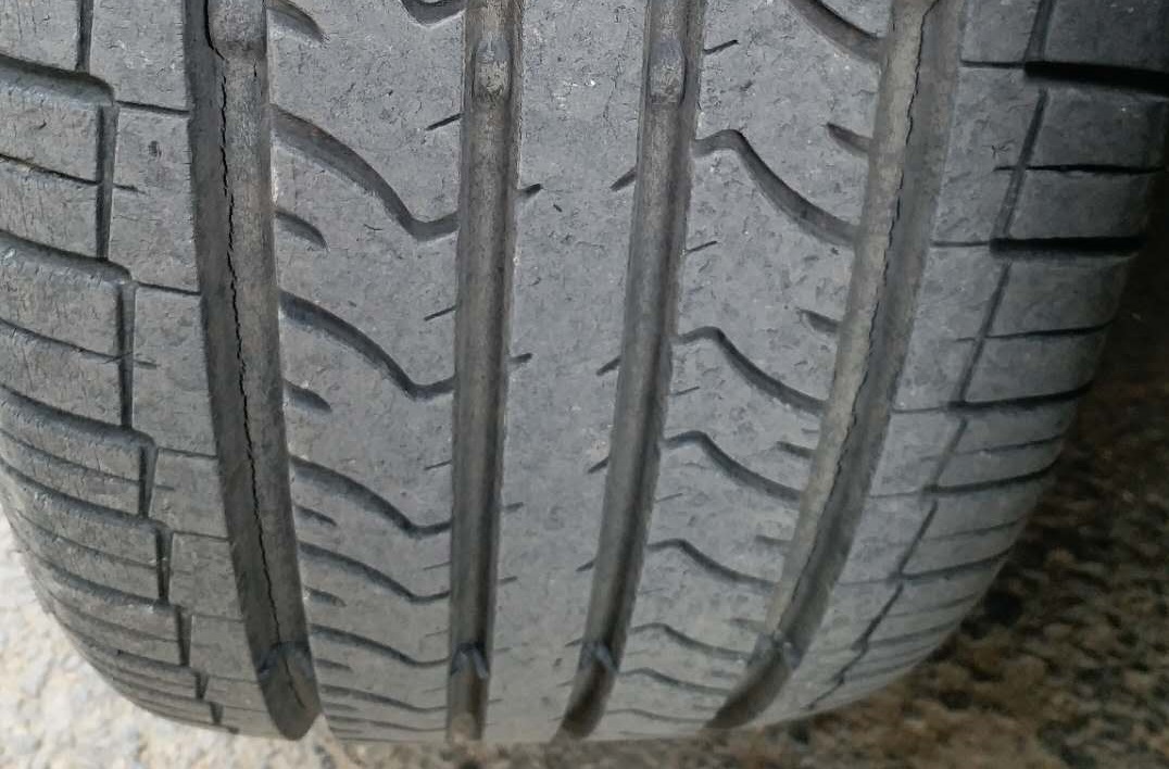 宁可一次只换两条轮胎，也要换价格更贵的米其林轮胎？