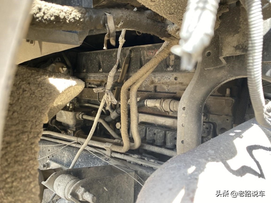 欧曼9.6米490马力自动挡货车,欧曼9米6520马力