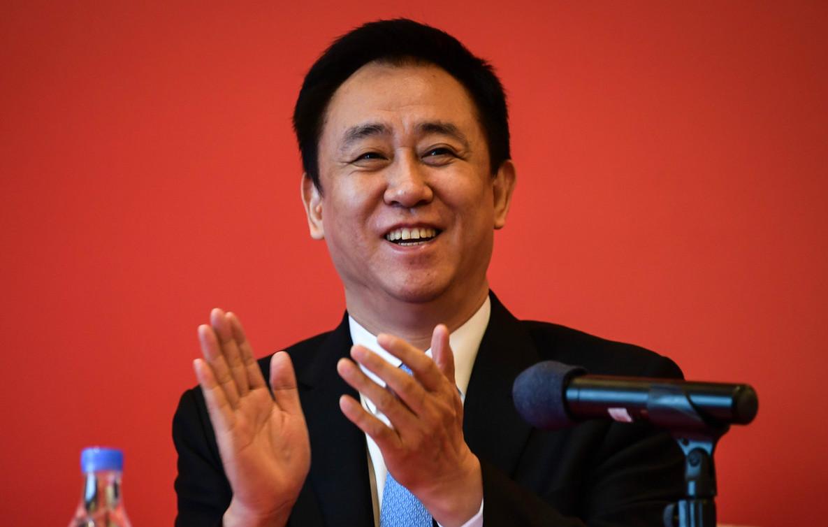 她靠捡破烂发家,他靠捡破烂为生却捐款上百万