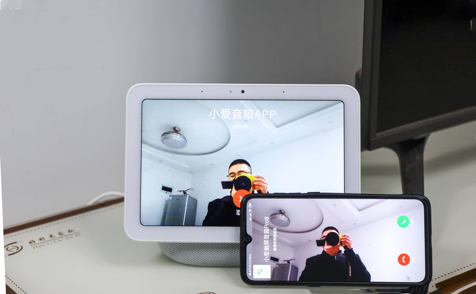 买平板送触屏版吗,红米触屏音箱8和小爱触屏音箱pro8