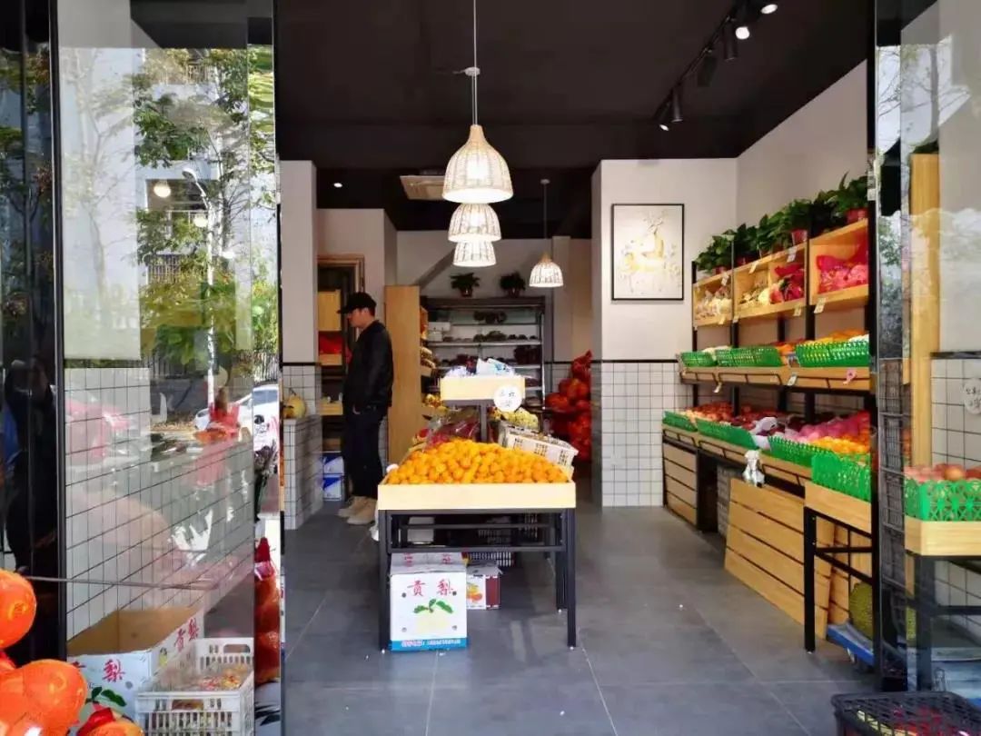 娑︽煒,娑︽煒瑁呴グ