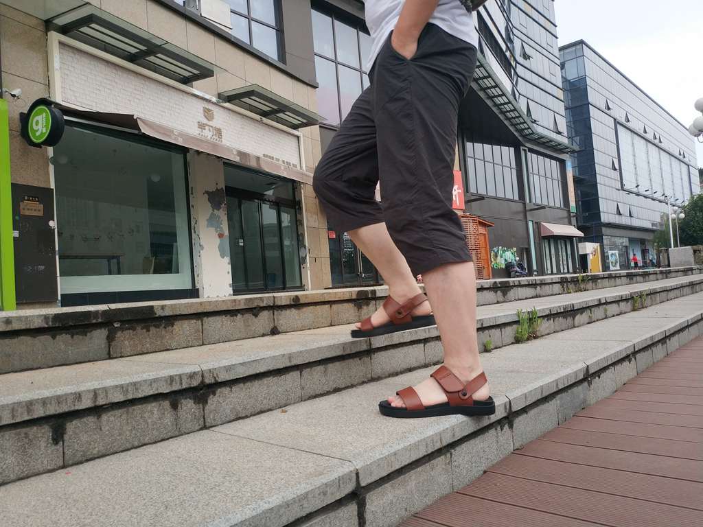 夏日轻便休闲凉鞋推荐,好穿又好看的皮凉鞋