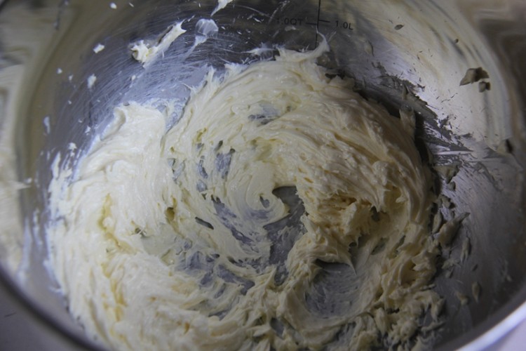 榴莲冻芝士蛋糕,爆浆榴莲芝士蛋糕烤箱做法