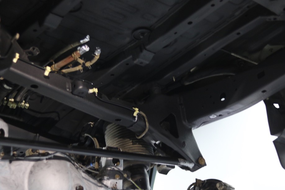 怪兽修车:修复一辆09款中东版丰田霸道,最终旧车变新车