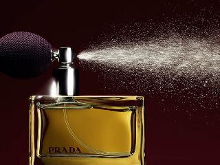 女士喷香水的正确方法图解大全,女性喷香水技巧图