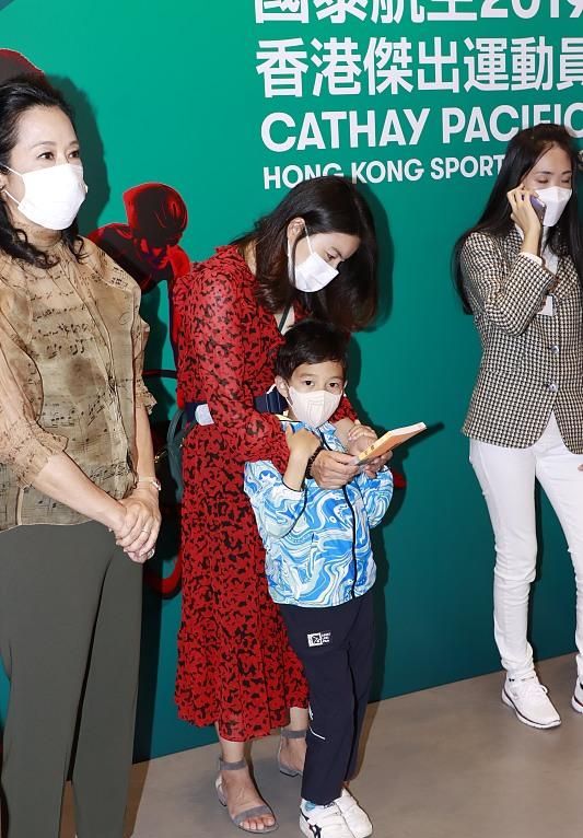 朱玲玲孙子霍中曦,郭晶晶霍中曦视频