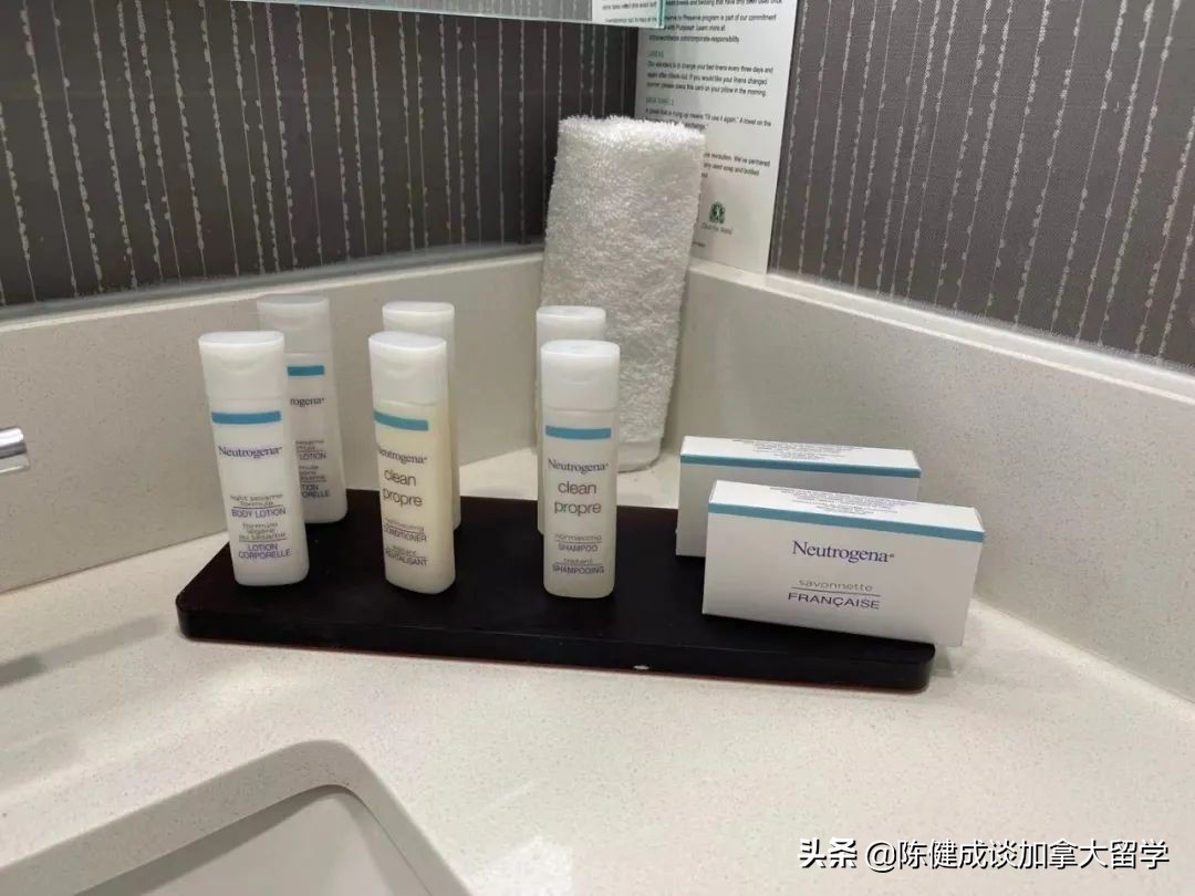 从哪里飞往加拿大需要在香港转机,现在中国去加拿大的航班