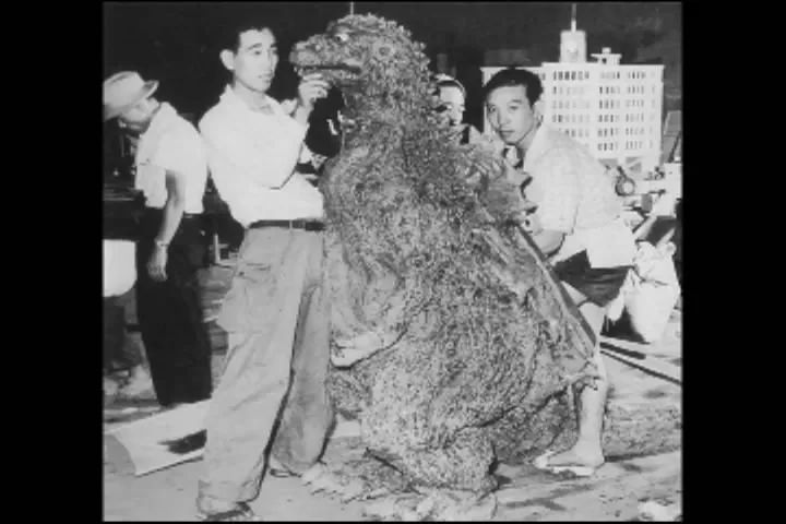 金刚和哥斯拉打最厉害的怪兽,金刚揍哥斯拉