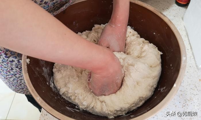 发馒头除了酵母还要加小苏打吗,做500克的馒头酵母小苏打配方