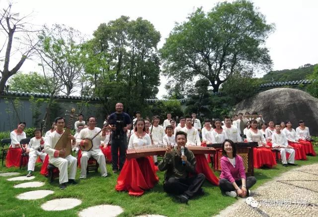 「潮风雅韵·专家篇」东信文艺协会总顾问黄壮茂领奏《过江龙》