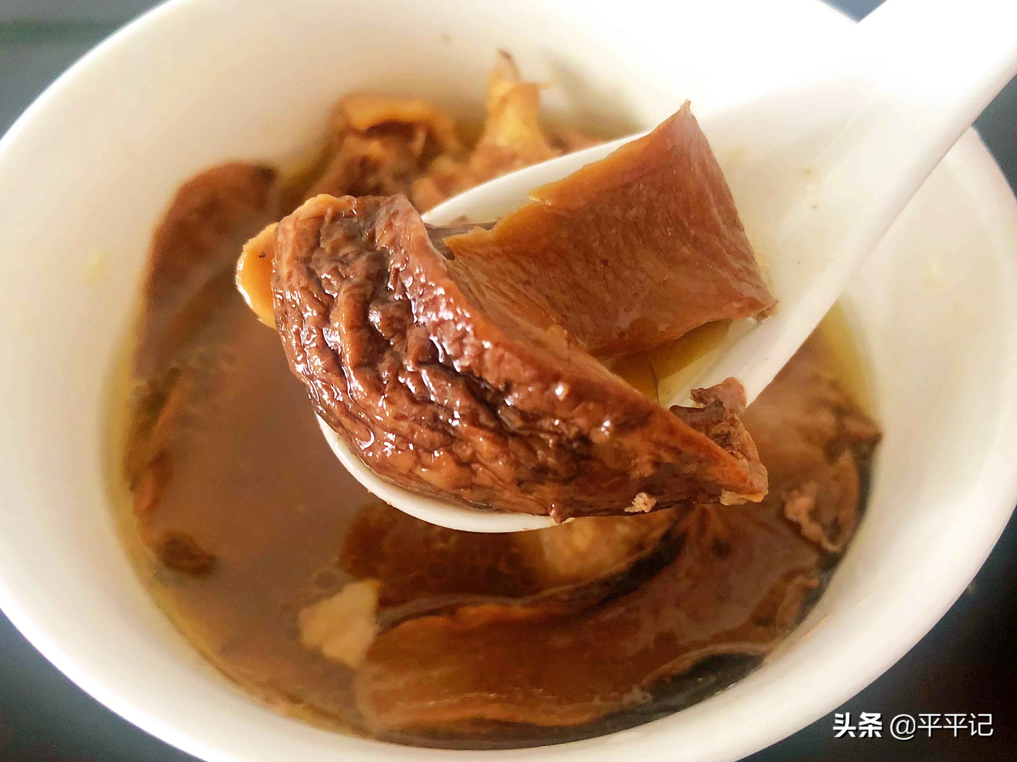 松茸炖鸡正宗做法,松茸炖鸡汤的做法大全窍门