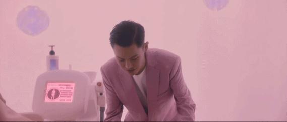 年度最敏感国剧，有人看两分钟就飙脏话了