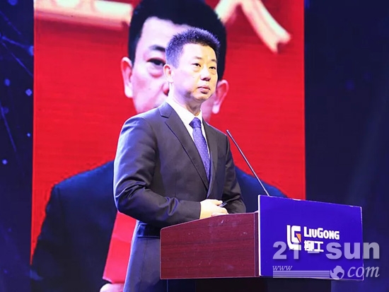 柳工起重机销量,柳工装载机持续销量第一