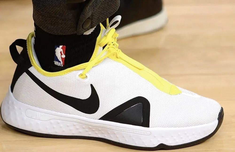 NBA球员上脚：湖人球员的球鞋，波普、麦基和卡鲁索都有！