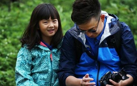 14岁黄多多独自出镜,黄多多14岁视频