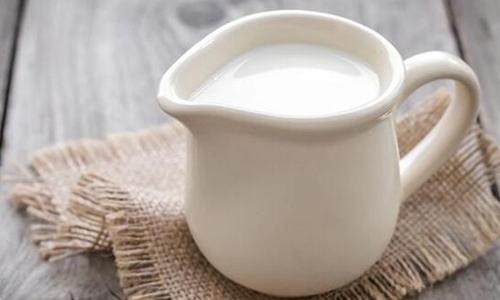 浓茶和蜂蜜水哪个解酒,饮酒后喝蜂蜜水可以快速解酒吗