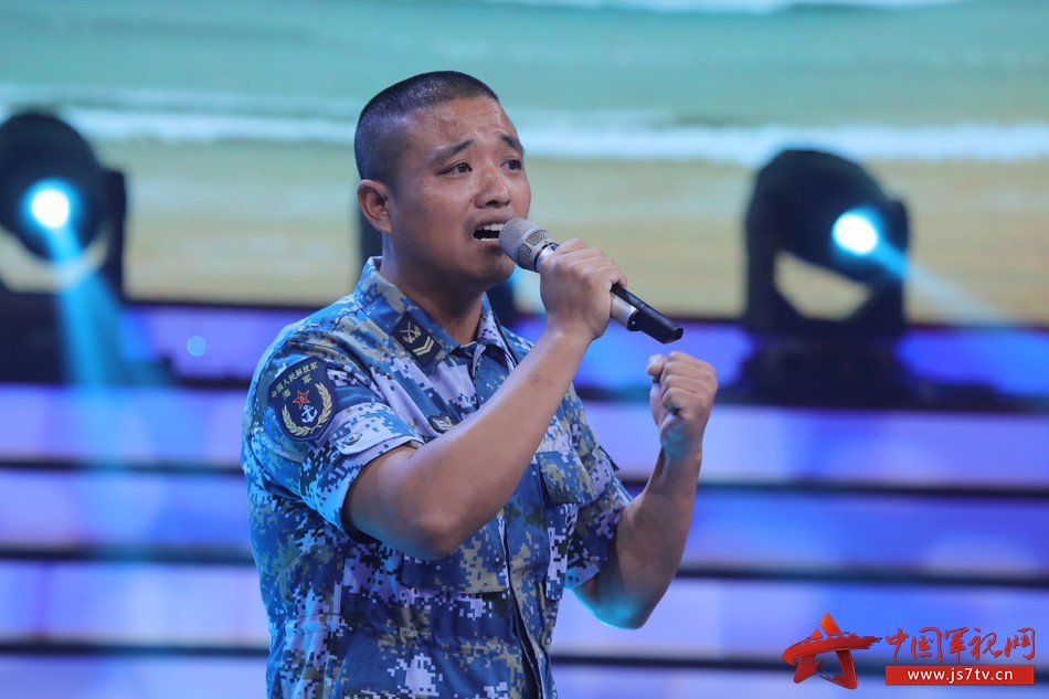 唱响军歌并讲述军歌背后的故事,讲述军歌背后的故事