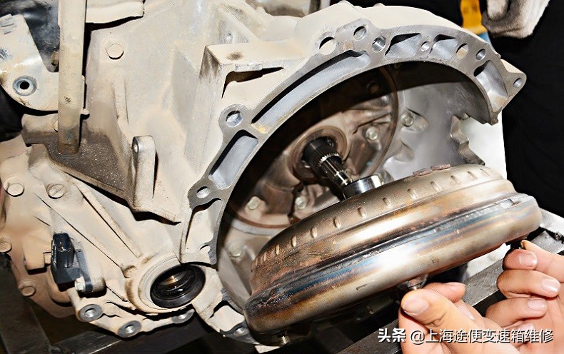 马自达3变速箱维修大概多少钱,马自达3变速箱跳挡慢