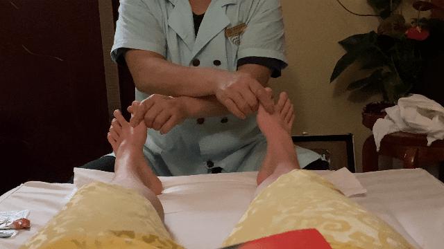 去长沙必去茶颜悦色,来长沙打卡茶颜悦色的朋友圈文案