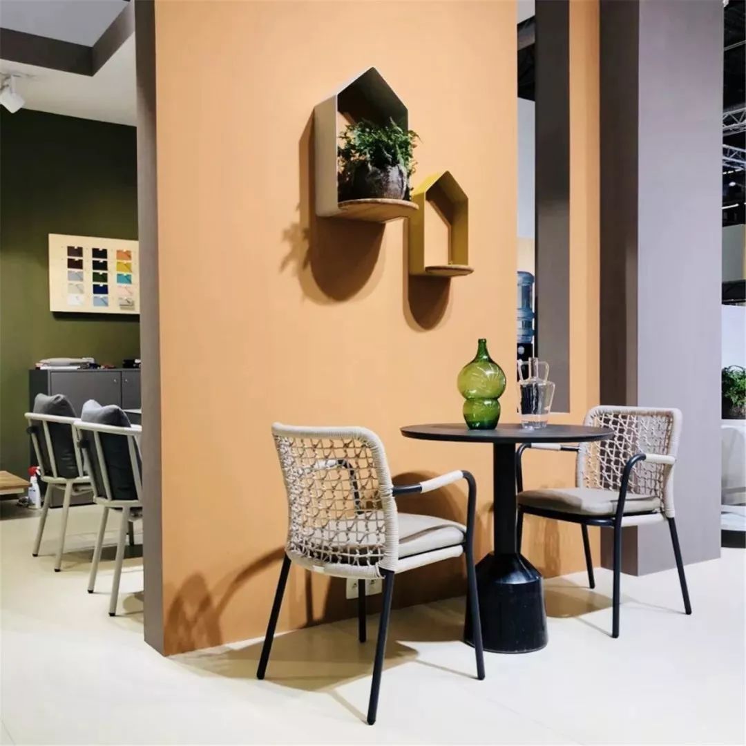 999皮炎平出口红,999皮炎平口红包装