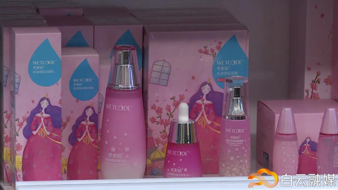 鏄庢槦浜у搧鐩存挱棰勭儹,鏄庢槦浜у搧鐩存挱绉掓潃