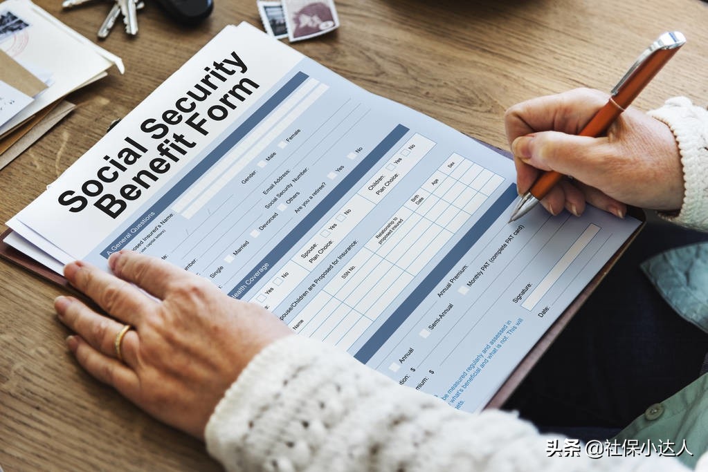 个人缴纳社保与公司缴纳社保区别,企业缴纳社保和个人缴纳社保区别