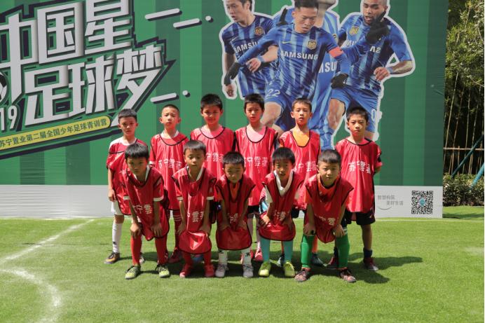 杩介灏戝勾瓒崇悆闈掕,杩介灏戝勾绛戞ⅵ璧涜禌