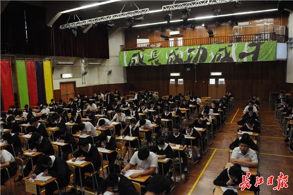 数万中小学生斗文采！比作文，争当“楚才小记者”