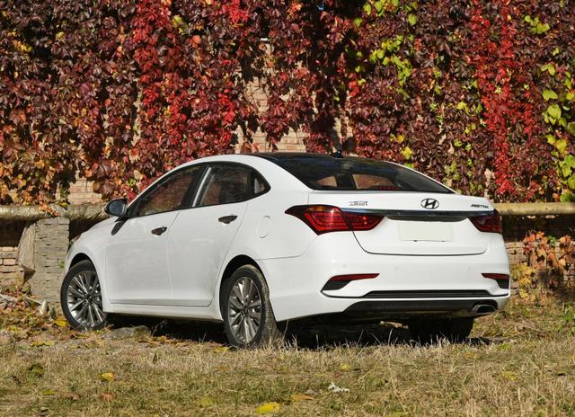 雅阁和名图哪个好,现代名图最便宜多少钱提车