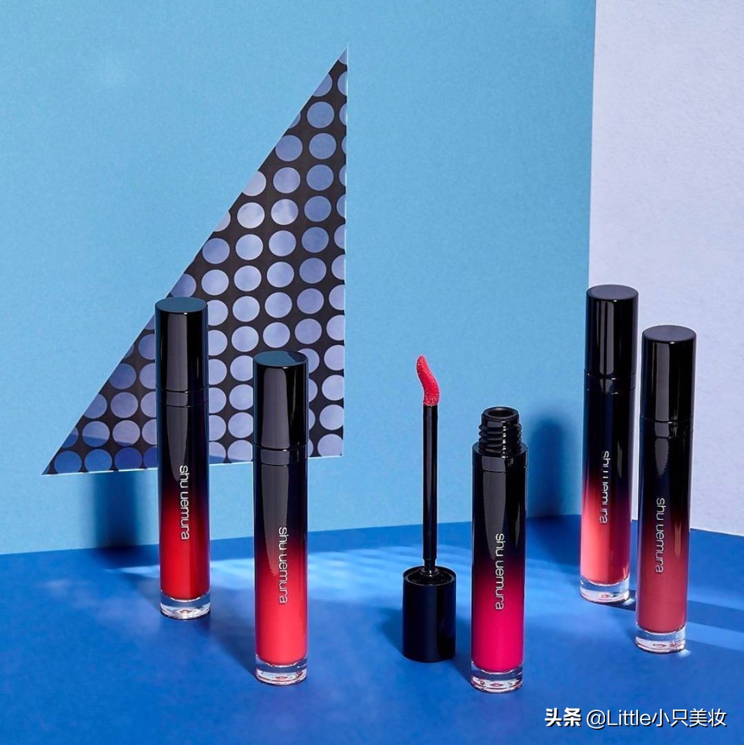 拥有一支绿色口红,适合黄皮的水红色口红