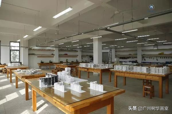 考上湖大是什么水平,考上湖美一年花多少