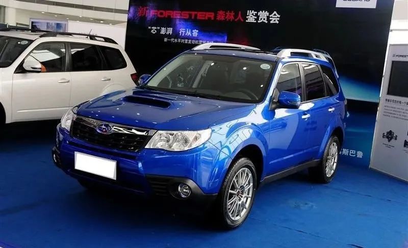 坦克300全新版本抢购,赛博坦克300回头率