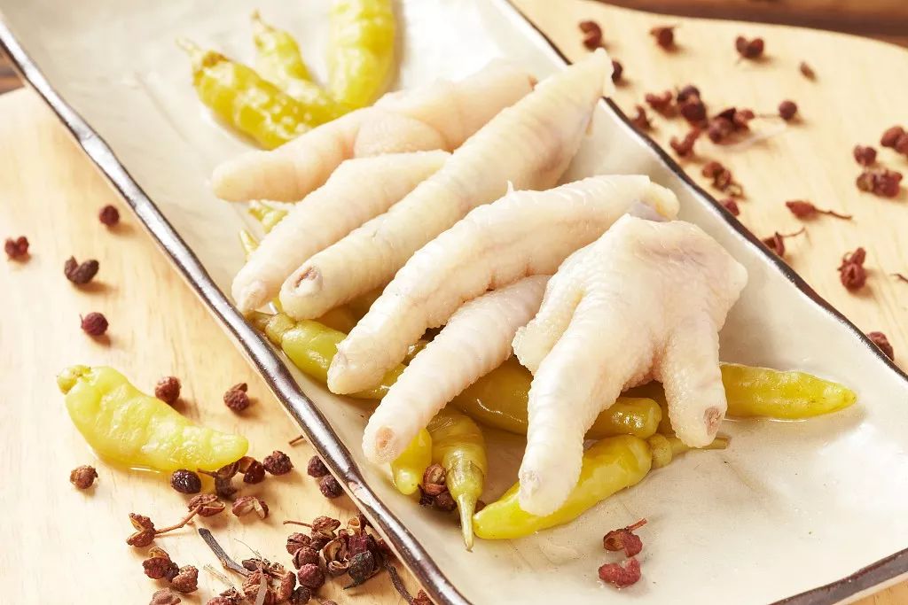 别拿鸡爪不当美食