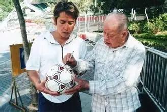 从少年到中年到老年,谭咏麟的爱国情怀