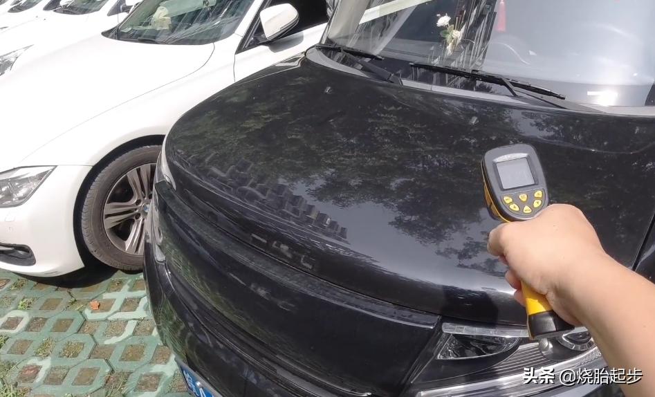 趁着油价便宜，一次加200块钱油？修车师傅：开车连点常识都不懂