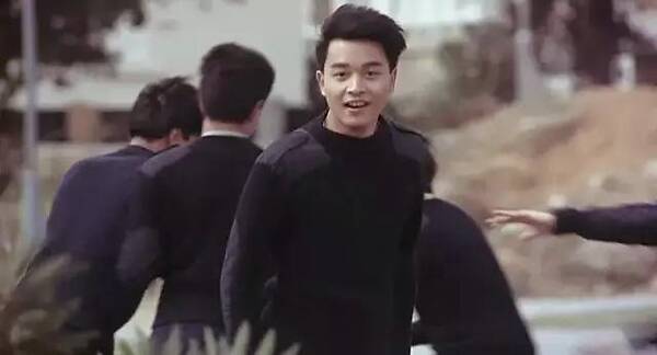 韩国翻拍英雄本色,韩国电影致敬张国荣