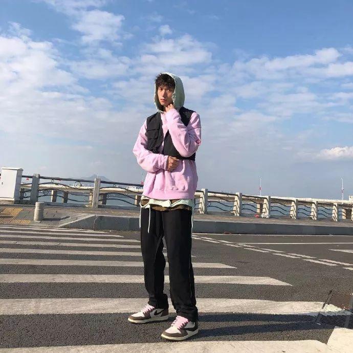 冬季时髦穿搭教程,换季穿搭怎么才能受妹子欢迎