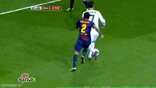 球王也假摔？盘点C罗假摔