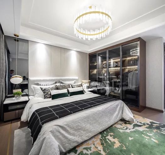 赠送5年物业费,赠送五年物业费